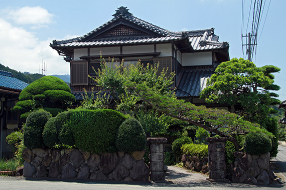 沿革